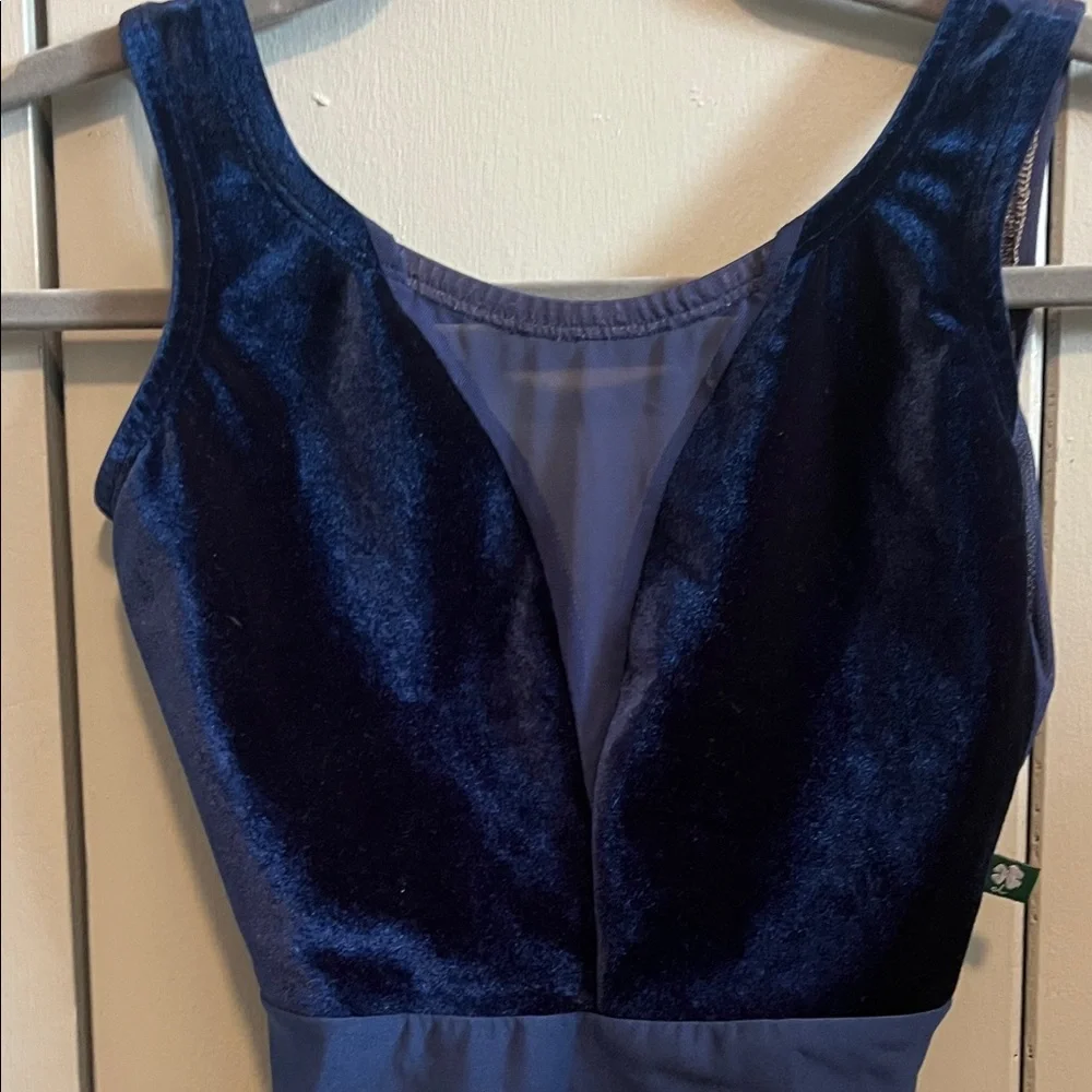 Lucky Leo Elegant Navy Blue velvet Women's leotard - Picture 4 of 4